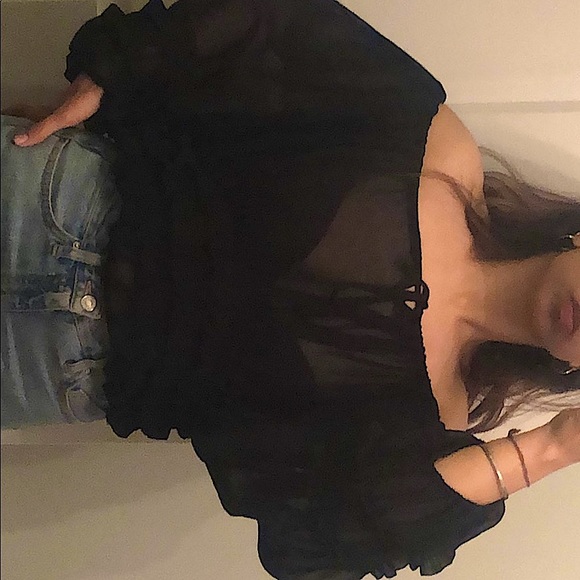 Super cute and sexy sheer top - Picture 7 of 8